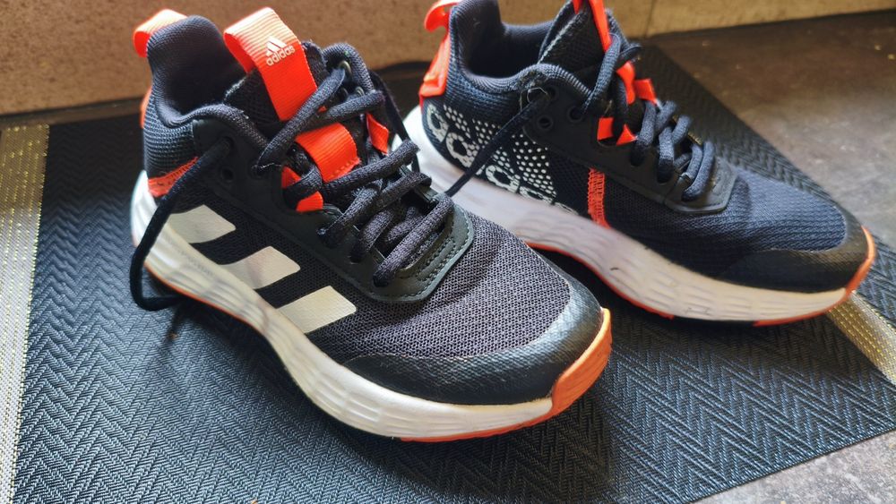 Маратонки Adidas