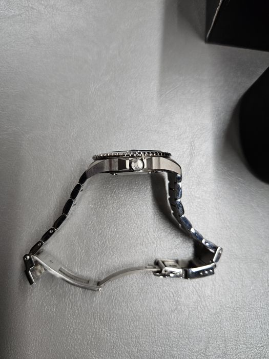 Часовник Emporio Armani Diver AR11339