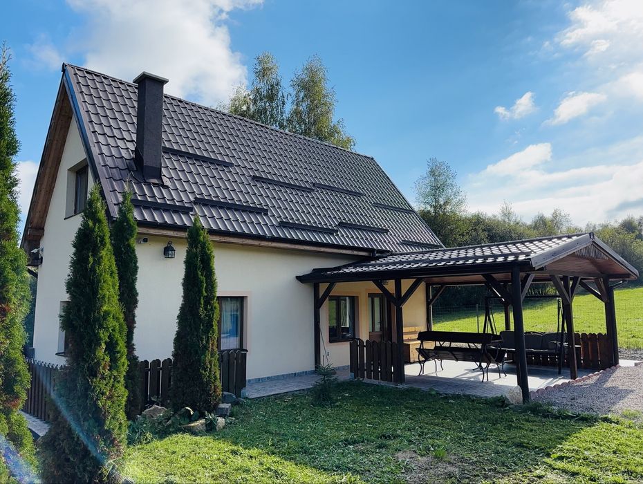 Cabană de închiriat /Ciubar jacuzii!