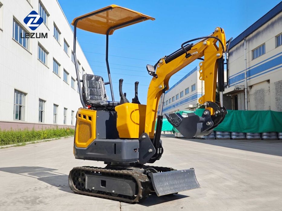 LEZUM Продавам чисто нов мини багер