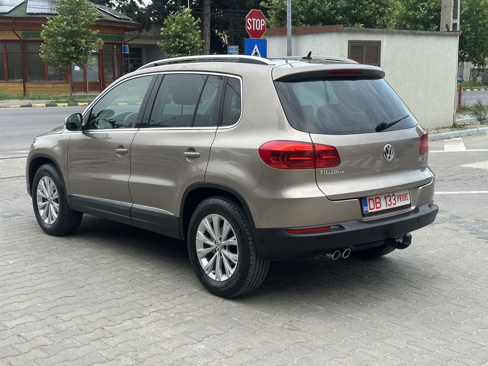 Vlokswagen Tiguan 2.0 Tdi Cutie Automata /4•4