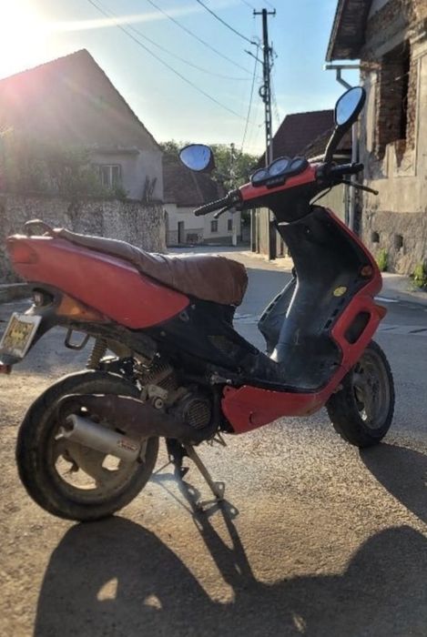 Scuter Peugeot 80cc