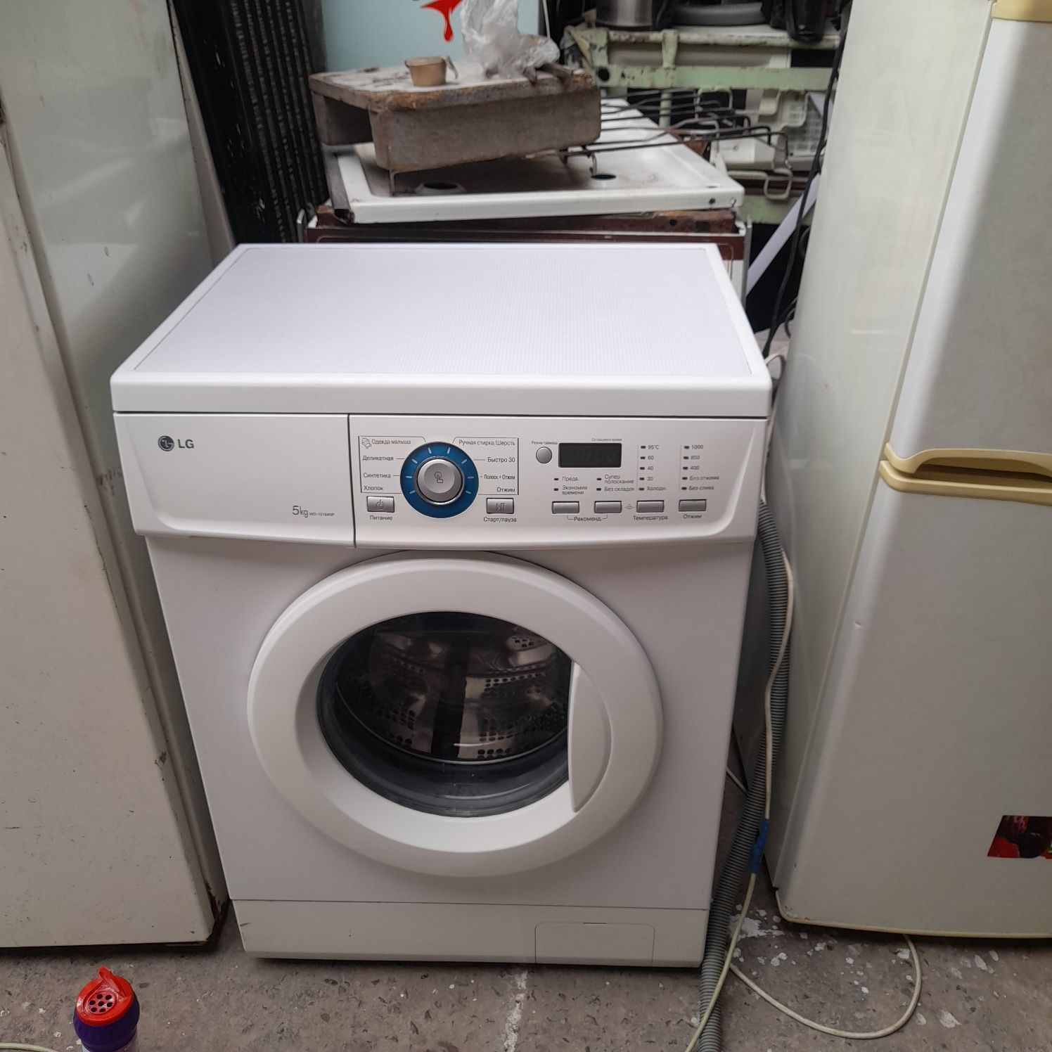 Срочно продаю стиральная машинка ЭЛЖЕ работает отличный идеальный сост