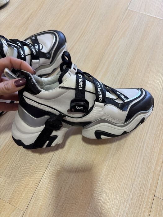 Оригинални маратонки