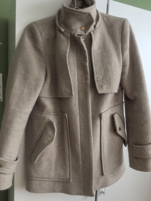 Топло палто в екрю 36 Zara