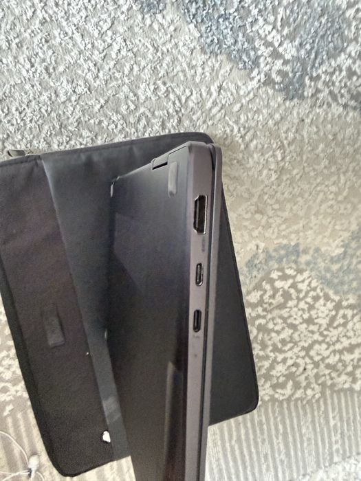 Ноутбук Samsung Galaxy Book i5-1340P / 8GB / 512GB SSD