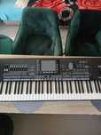 Vand orga Korg.  Pa3Xpro.