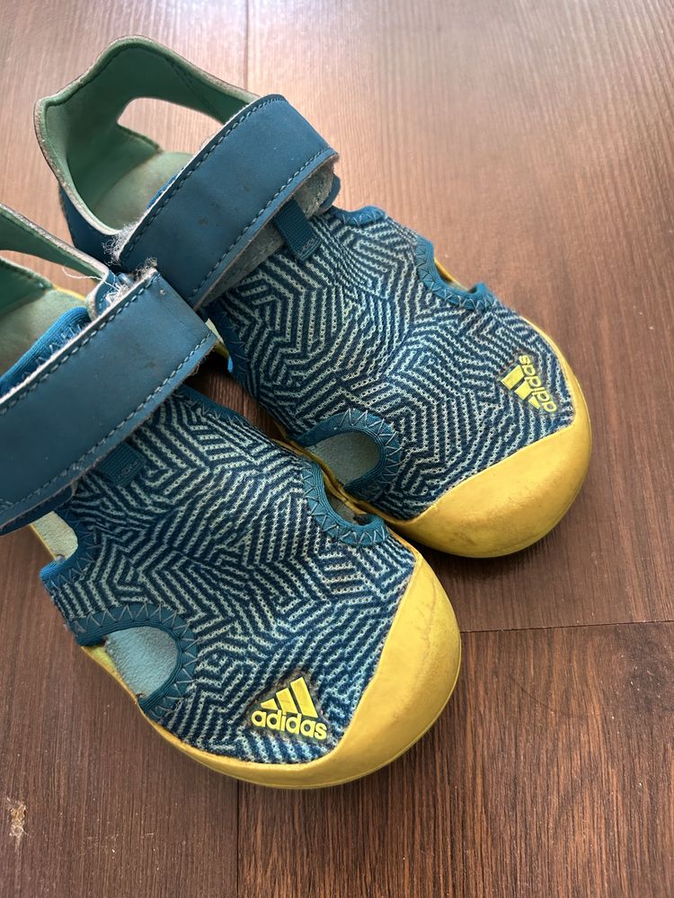 Детски сандали Adidas