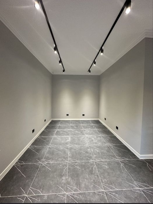 Срочно продажа нежилого на Саломатина