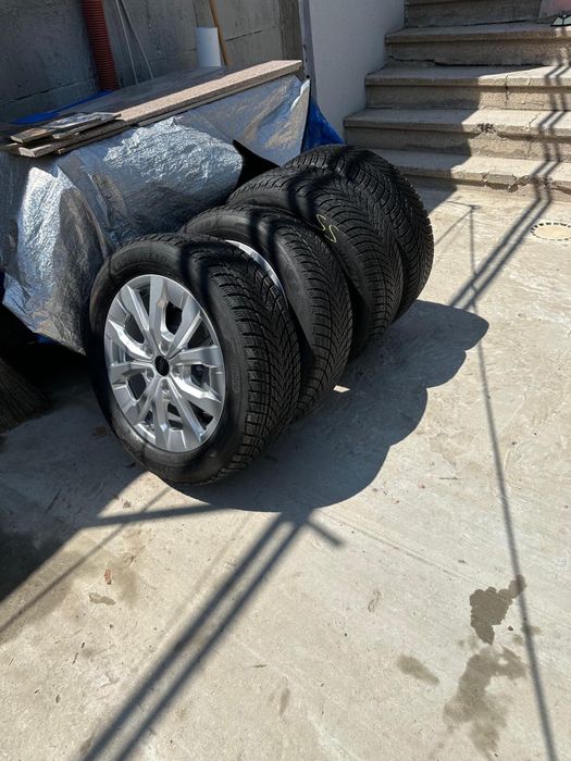 Set roți iarnă de Ford Tourneo active