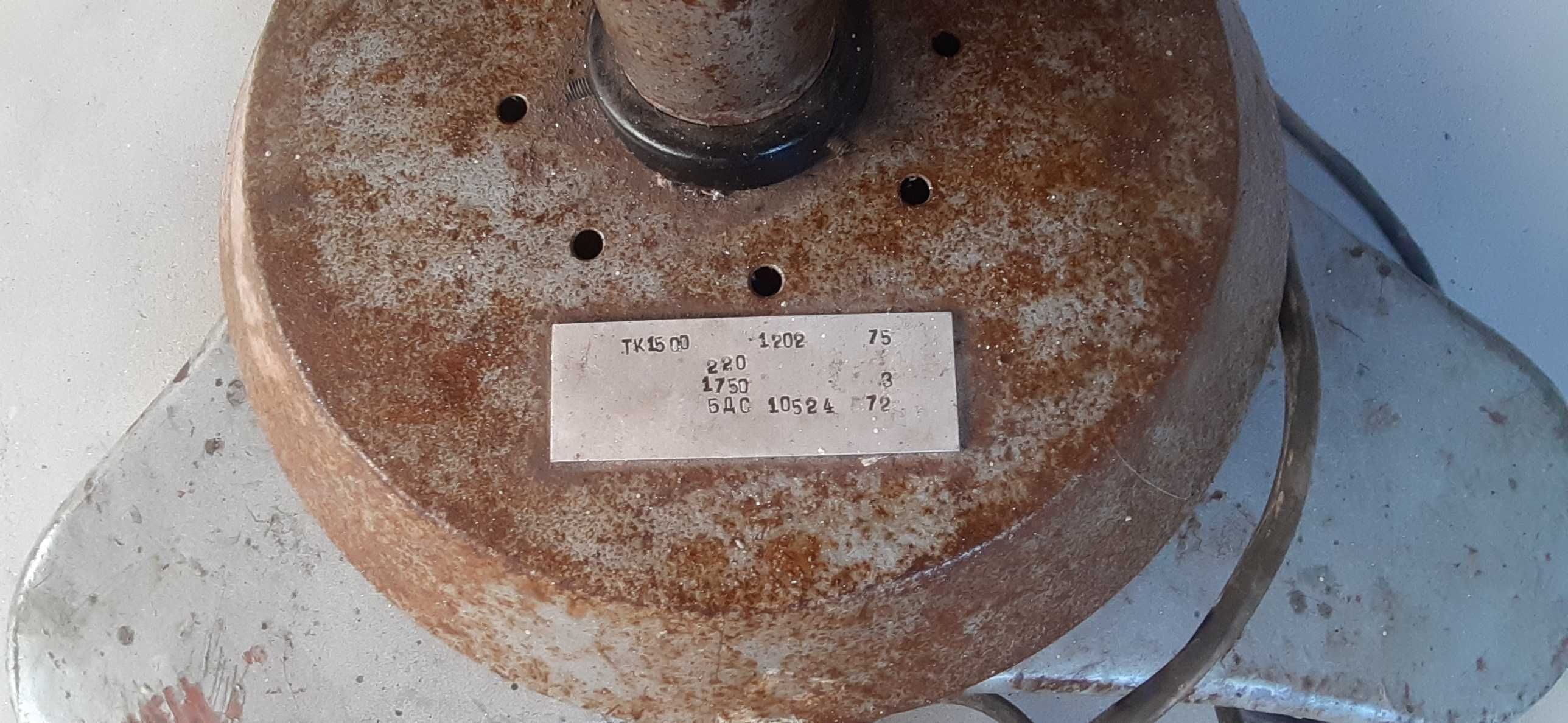 Кварцова лампа – 154 см.
