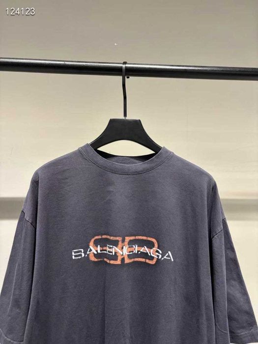 Мъжка тениска Tshirt BALENCIAGA нов модел