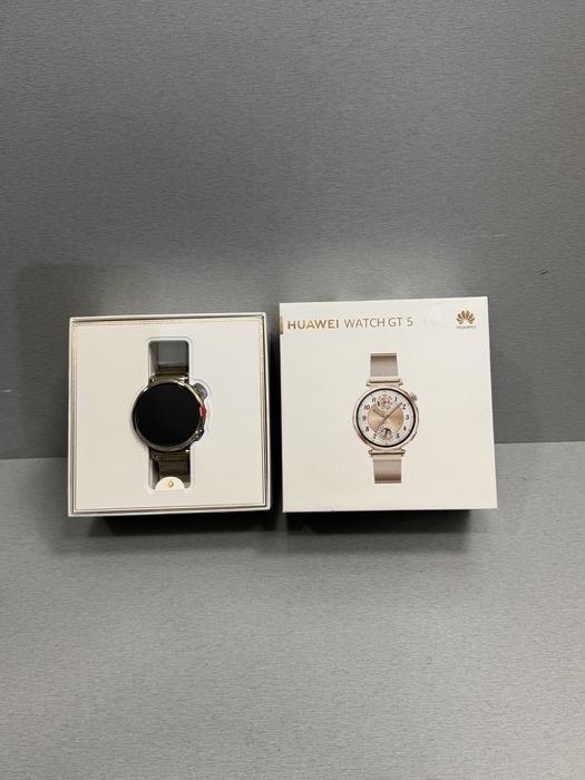 Продавам чисто нов Huawei Watch GT5 41mm