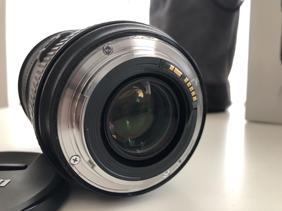 Obiectiv Canon EF 24-70mm f/2.8 L II USM + filtru UV Heliopan