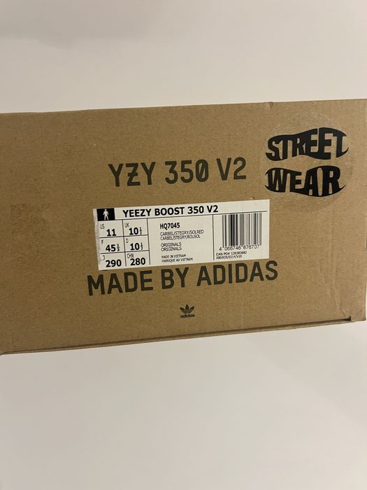 Adidas Yeezy Carbon beluga