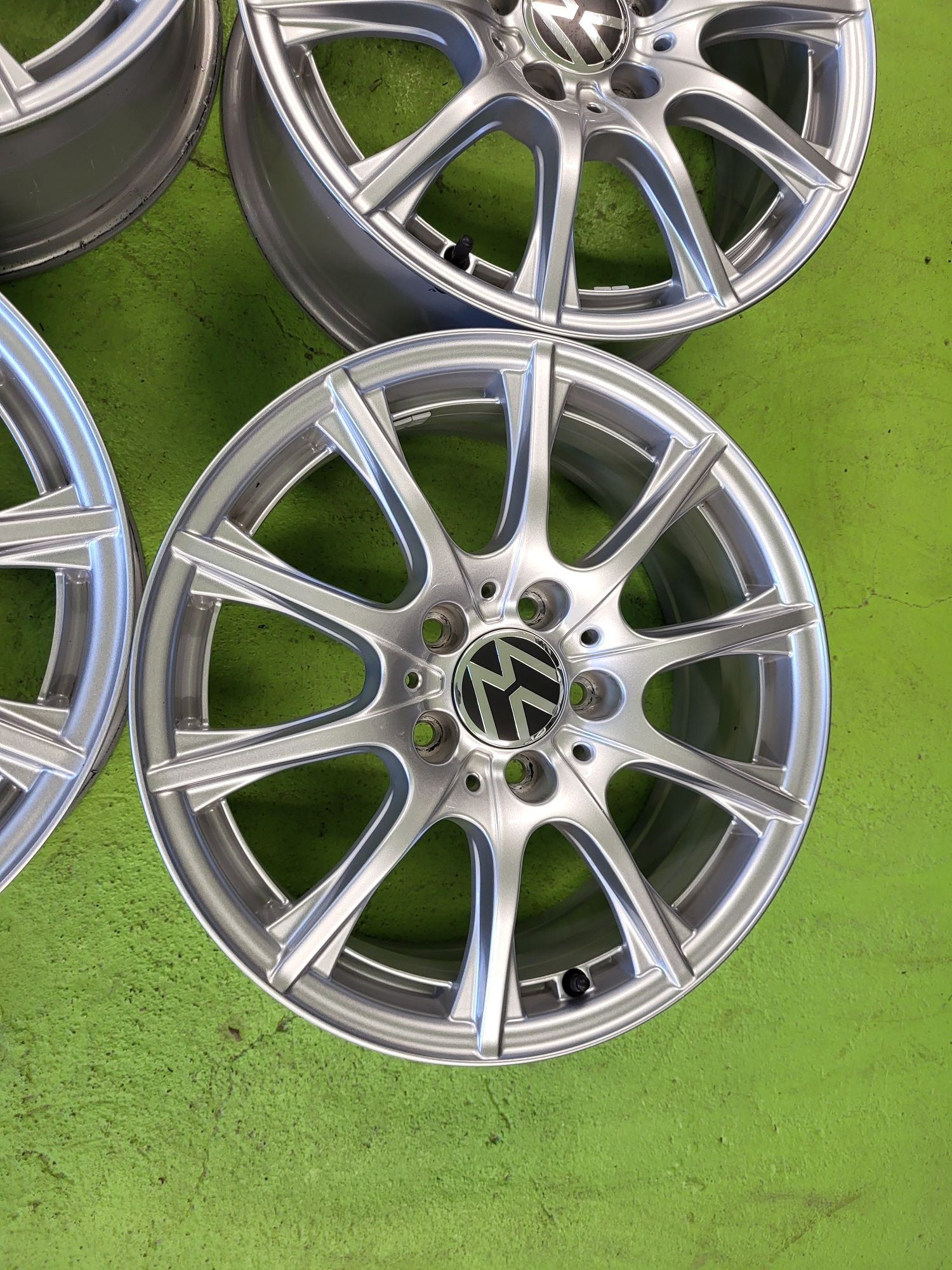 16 5x112 Vw Passat Touran Caddy Golf 5 6 7 5х112 тоаран