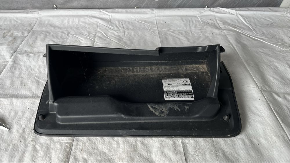 Жабка Toyota Yaris 2011-2018