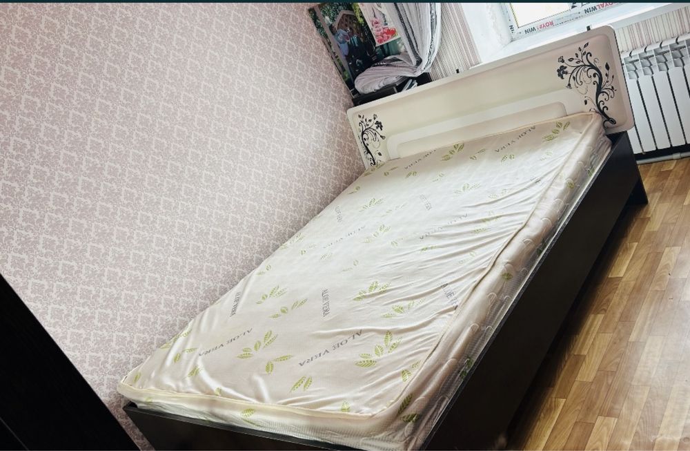 Спальный кроват сатылады