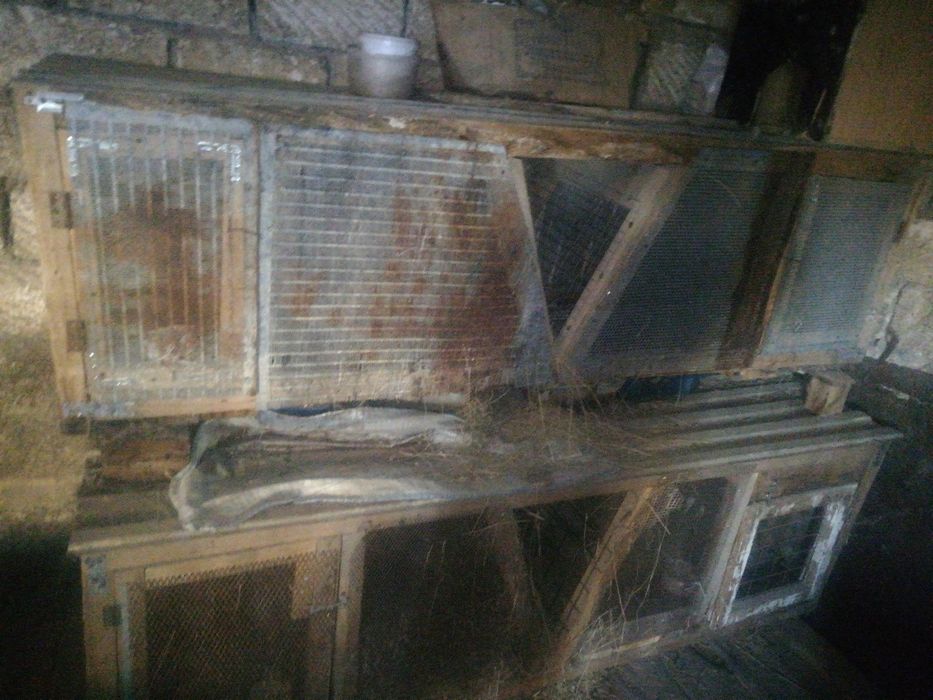 Продам клетки для кроликов