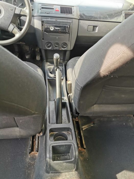 dezmembrez skoda fabia 1 motor 1.4 mpiaripi fata fabia 1/hayon fabia 1