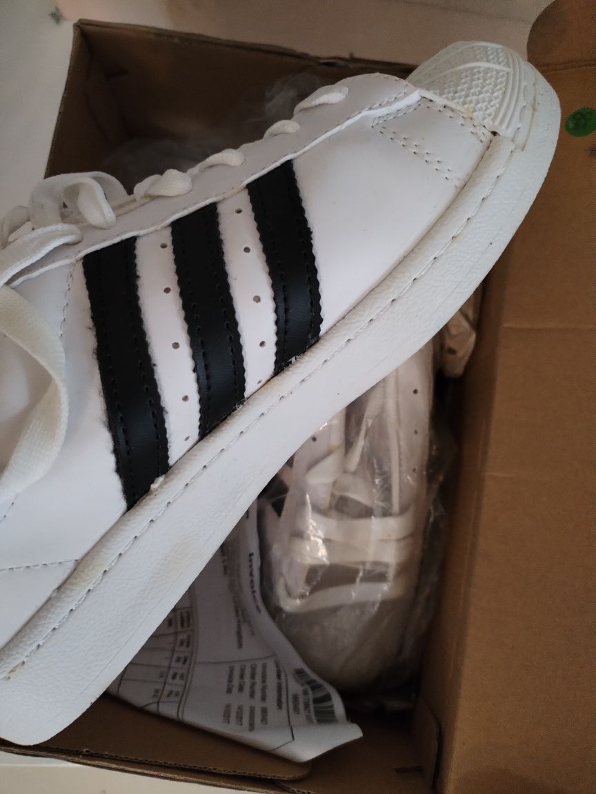 Adidas 38-ми номер