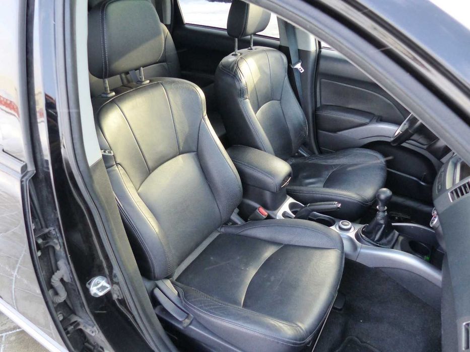 Mitsubishi Outlander 2