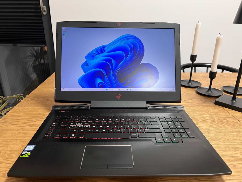 Laptop Gaming OMEN  Nvidia GTX 1070 8 gb/24 gb ram