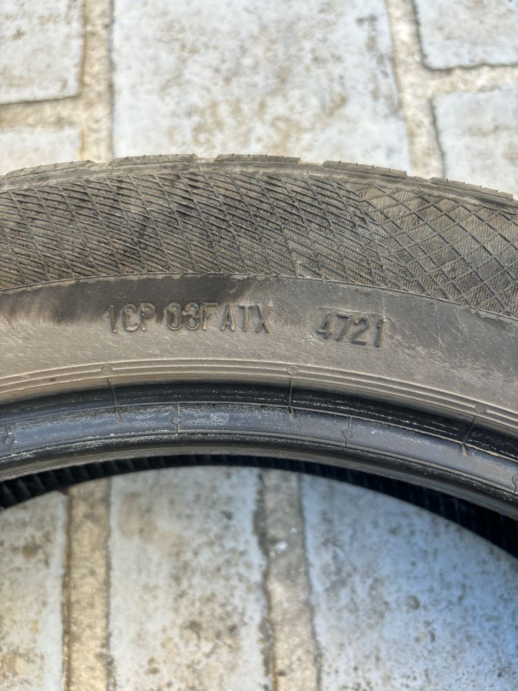 Продавам 4 броя зимни гуми WinterContact Continental 155/70/90 XL