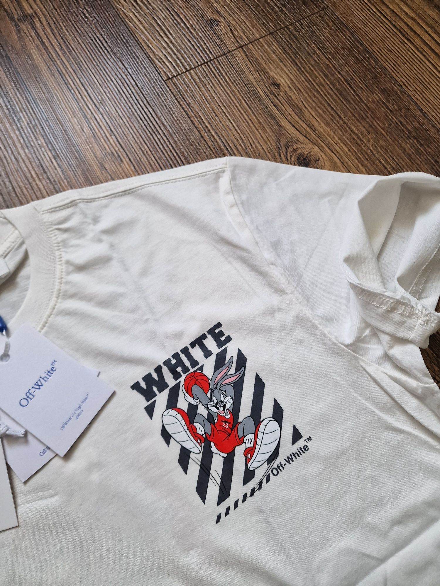 Страхотна мъжка тениска OFF WHITE  размер XL