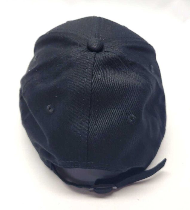 DJI шапка с коризка (черна) - официален мърч