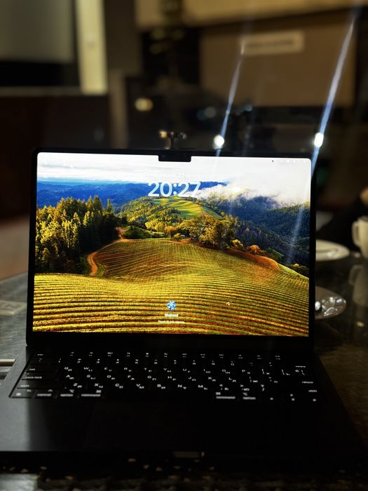MacbookAirM3 Darck Blue 699$