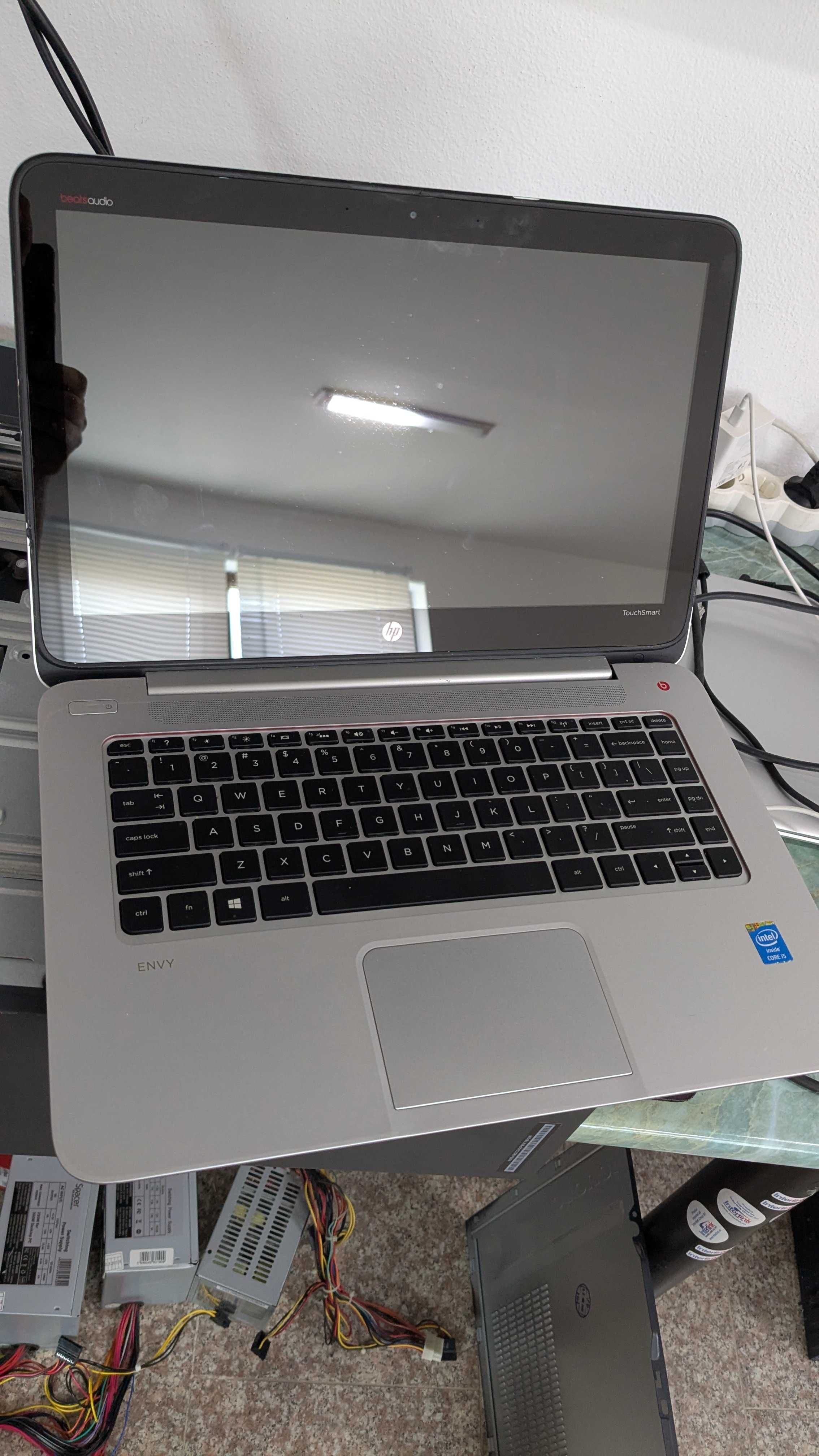 Laptop HP ENVY TouchSmart 14 - pentru reparat ori piese