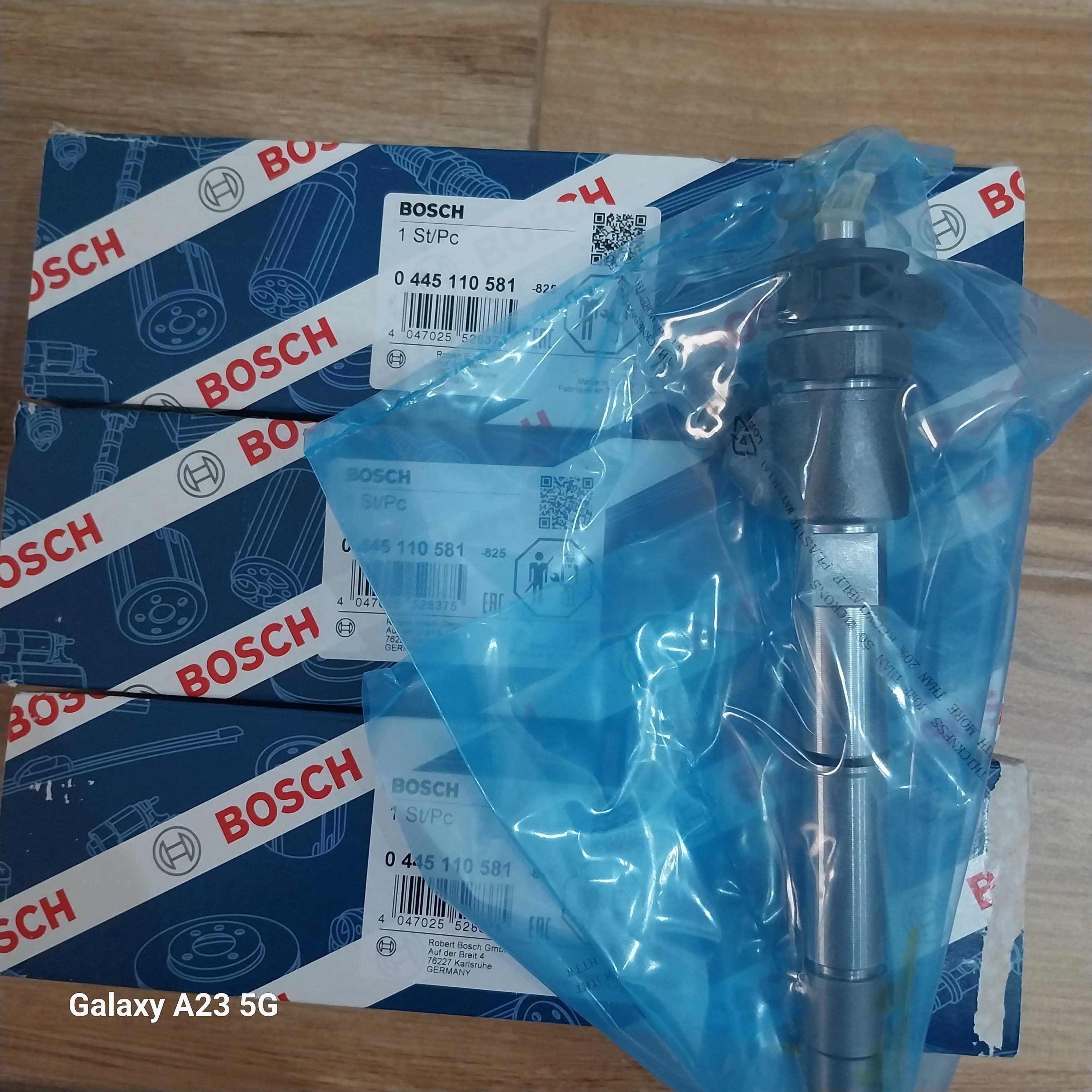 Vând injectoare cod 0445110581 BOSCH
