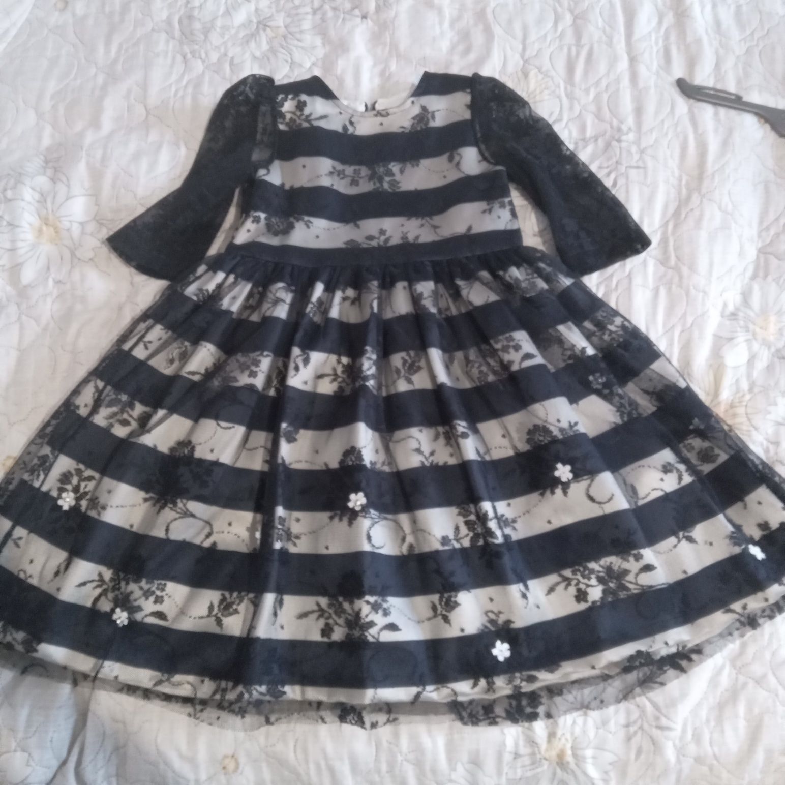 Продается детское нарядное платье