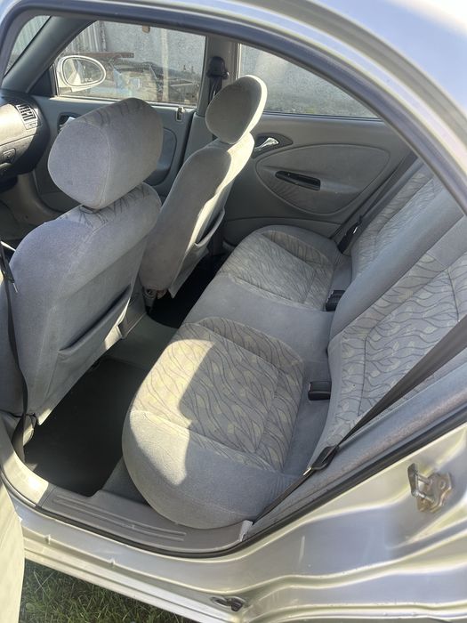 Daewo nubira  1.6 2006