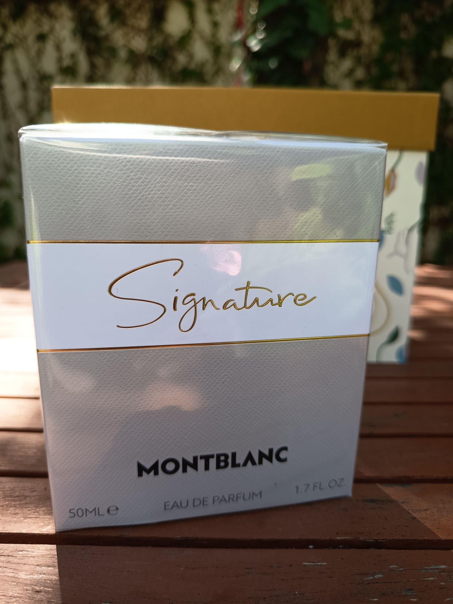 Нов дамски парфюм Montblanc - Signature, подходящ за подарък