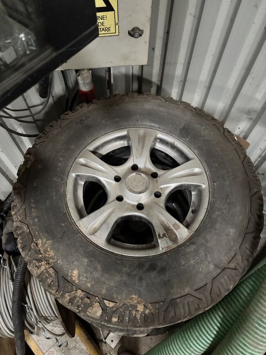 Roti complete 265/70/16 toyota,mitshubishi,nissan(japoneze)