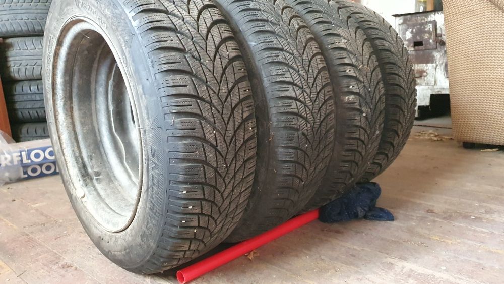 Зимни гуми с джанти R 14 -4бр.