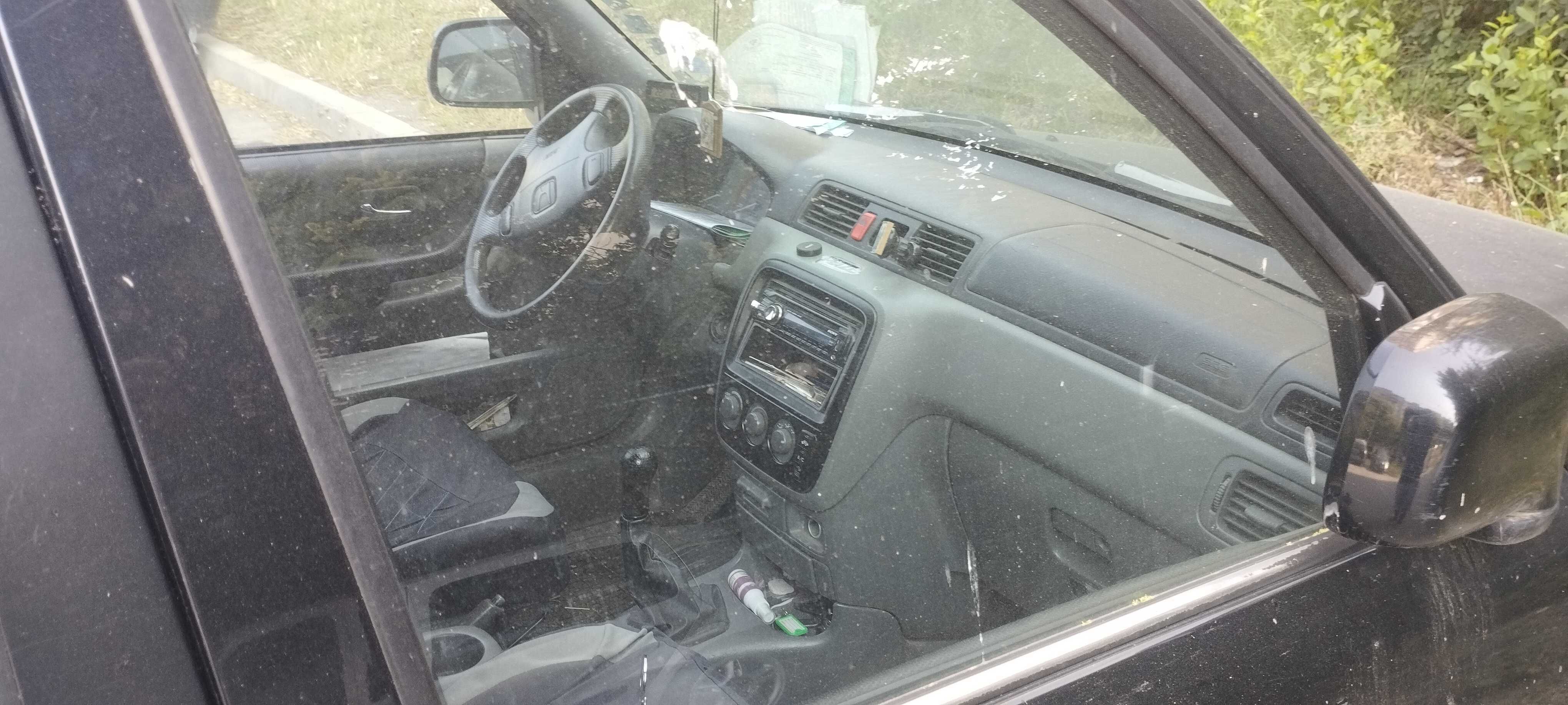 Продавам Honda CR-V 2.0 147 кс. 1999г за части.