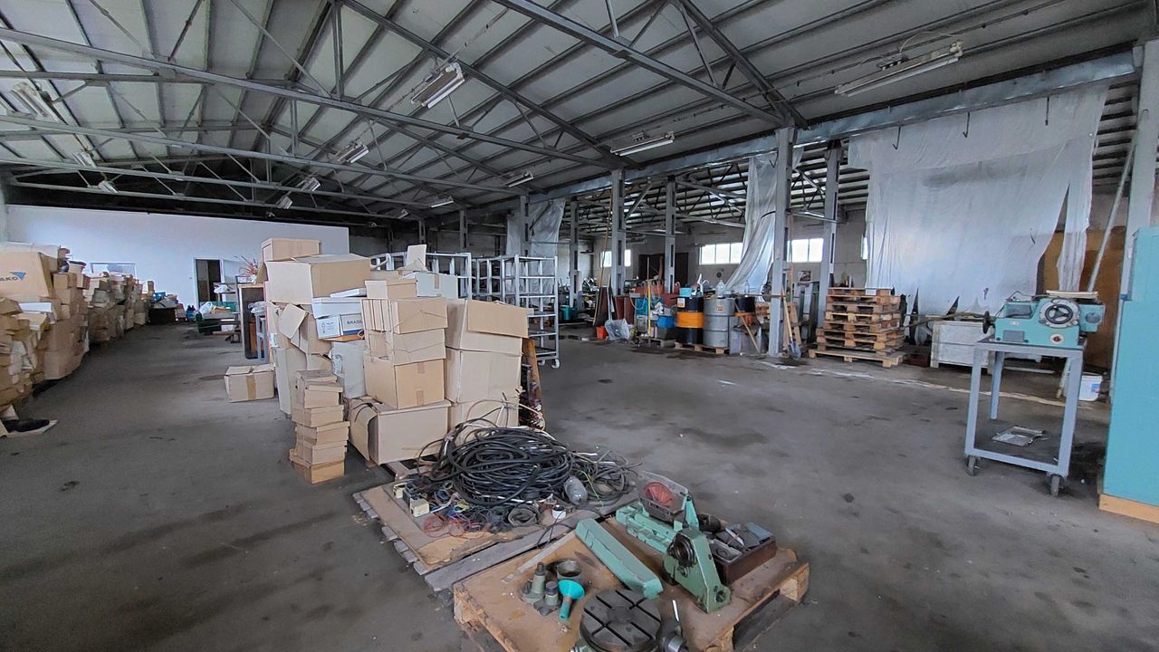 Продава се Промишлена сграда в Габрово, Промишлена зона - 983 кв.м за 336 €/кв.м - Снимка #4