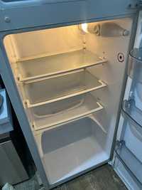 Продается БУ Холодильник