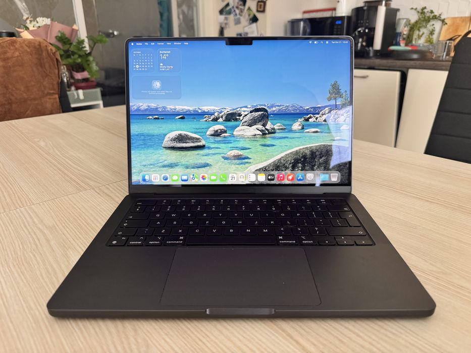 Macbook M3 Pro - citiți cu atenție anunțul