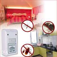 Ултразвуков уред против насекоми, хлебарки, гризачи, мравки Riddex