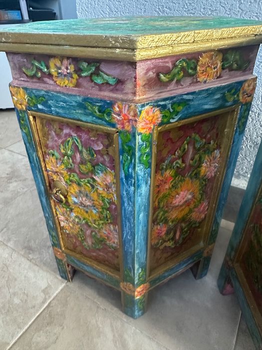 Старинни шкафчета 2броя