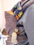 Port bebe, marsupiu, sistem purtare bebe marca Bumbo