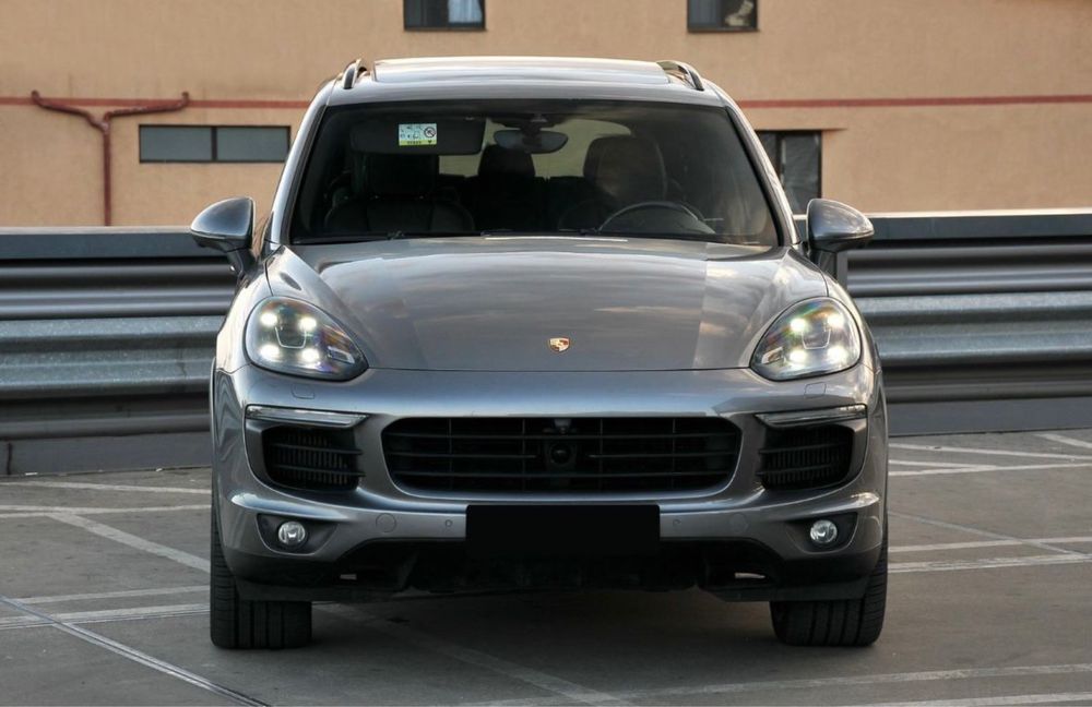Porsche Cayenne 262 CP