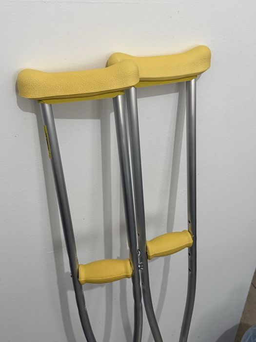 Продам костыли аллюминиевые