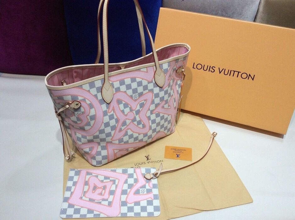 Geanta Louis Vuitton piele naturală/cod de autenticitate in interior
