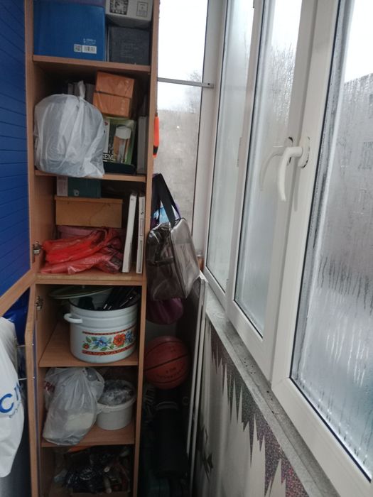 Продается  пенал высокий