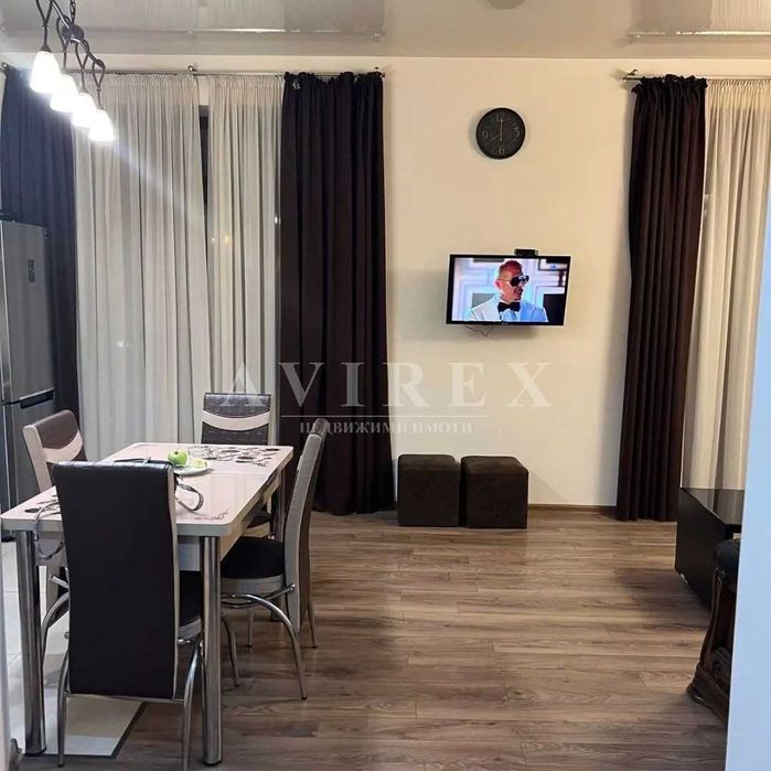 Дава се под наем Двустаен апартамент в Пловдив, Кючук Париж - 65 кв.м за 280.5 € - Снимка #1